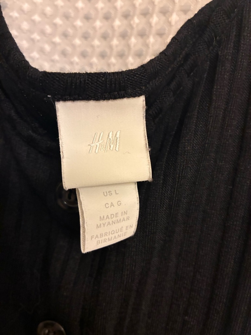 Black Ribbed Button-Front Tank Top sz L - Picture 2 of 2
